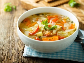 Polievka z mieĆĄanej zeleniny / Mix vegetable soup
