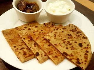 Paneer paratha