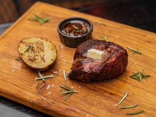 Стейк "Filet Mignon", Wet (Ukraine)
