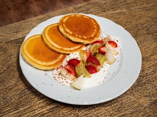 Fruit & Yogurt Pancakes