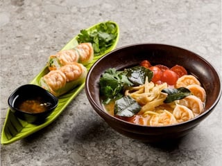 ТОМ ЯМ КУНГ КЛАСИЧНИЙ🌶🌶🌶 + СПРІНГ РОЛ З КРЕВЕТКОЮ