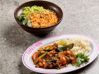 ЖОВТИЙ КАРІ З КУРКОЮ 🌶 + САЛАТ БУН