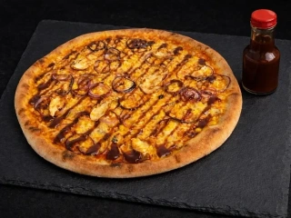 Malá Pizza BBQ Americano