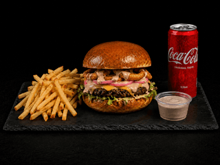 Novinka White BBQ smash Burger Menu