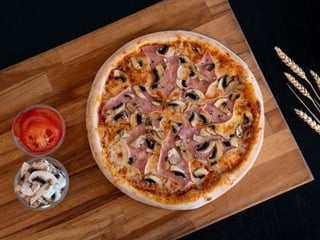 Šunková se žampiony 32cm