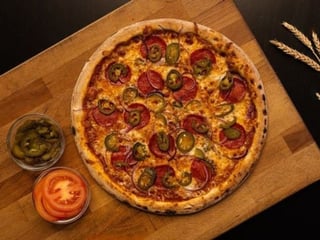 Hot & Spicy 32cm