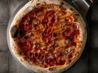 Гострий Тоні