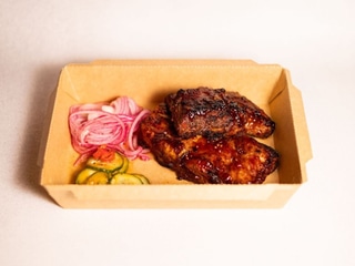 Свинячі ребра у медовому квасі