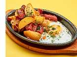 Frying pan with hunting sausages