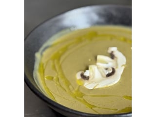 Крем-суп з печериць та білих грибів