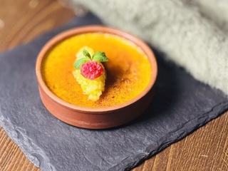 Крем-блюле  Шартрьоз з ананасовим конфітюром