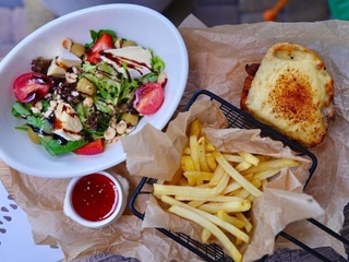 Brunch au Brie et aux Fraises