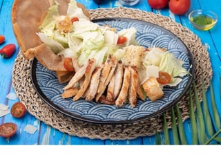 CHICKEN CAESAR SALAD