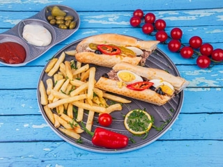 TUNA SANDWICH