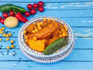 CHICKEN COUSCOUS