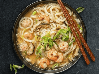 UDON s krevetami a Dim Sum 0.8 l