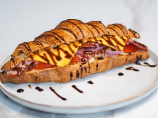 Круасан з шинкою