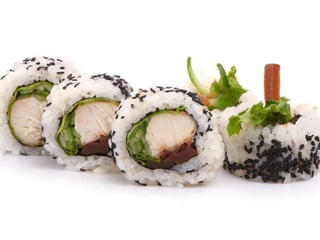 CALIFORNIA FUTOMAKI PIECZONA RYBA MAŚLANA 5 SZT.