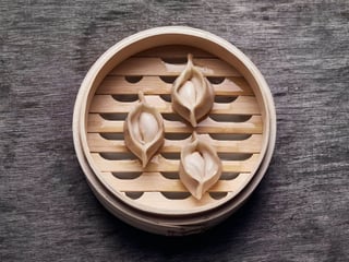 PIEROŻKI Z ŁOSOSIEM