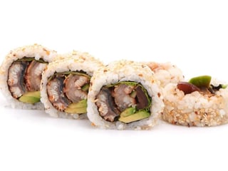 CALIFORNIA FUTOMAKI PIECZONY WĘGORZ 5 SZT.