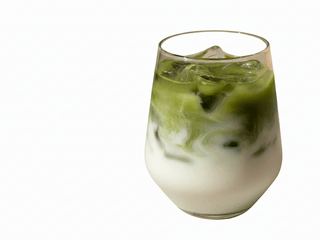 ledové matcha latte
