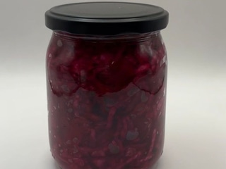 Квашена капуста з бурячком