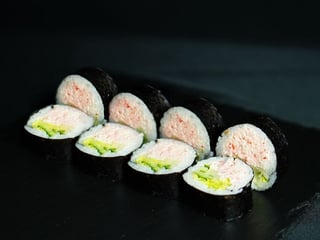 Futomaki śnieżny krab (8szt)