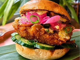 SWEET CHICKEN BURGER