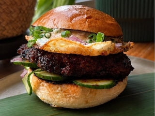PAD KRA PAO BURGER