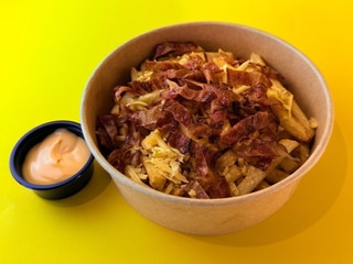 CHEESE & BACON FRIES