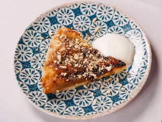 Пиріг із запашною грушею та спеціями 