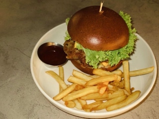 Бургер телятина