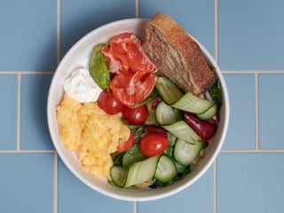 Скрембл з лососем