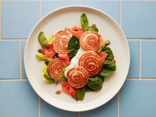 Панкейки з лососем