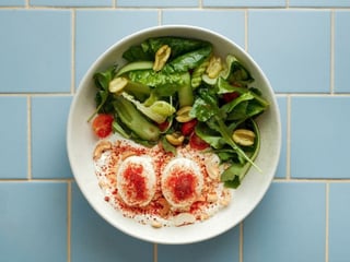 Турецький сніданок з сирним кремом