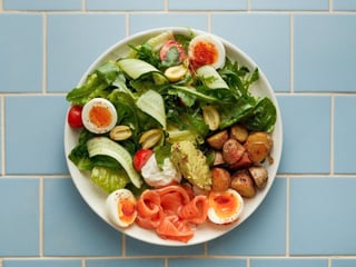 Сніданок з лососем