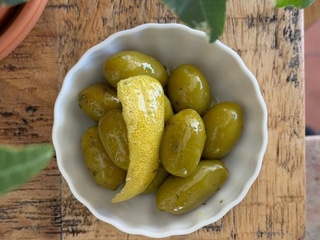 Olives with lemon zest