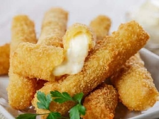 Mozzarellové tyčinky