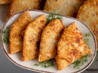 Плацинда з мʼясом 