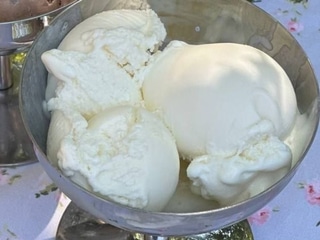 Морозиво ванільне 