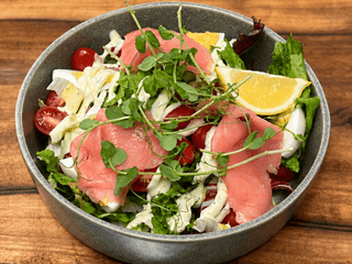 Šalát s lososom (Smoked Salmon Salad) Healthy