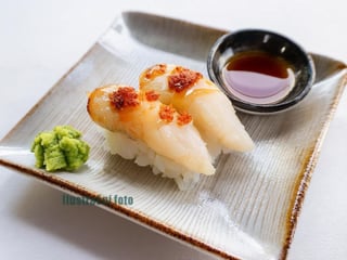 S17. Hotate Nigiri