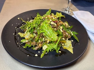 Салат з телятиною по - тайськи