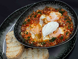 Яєчня шакшука з крем-йогуртом/Shakshuka with cream yogurt