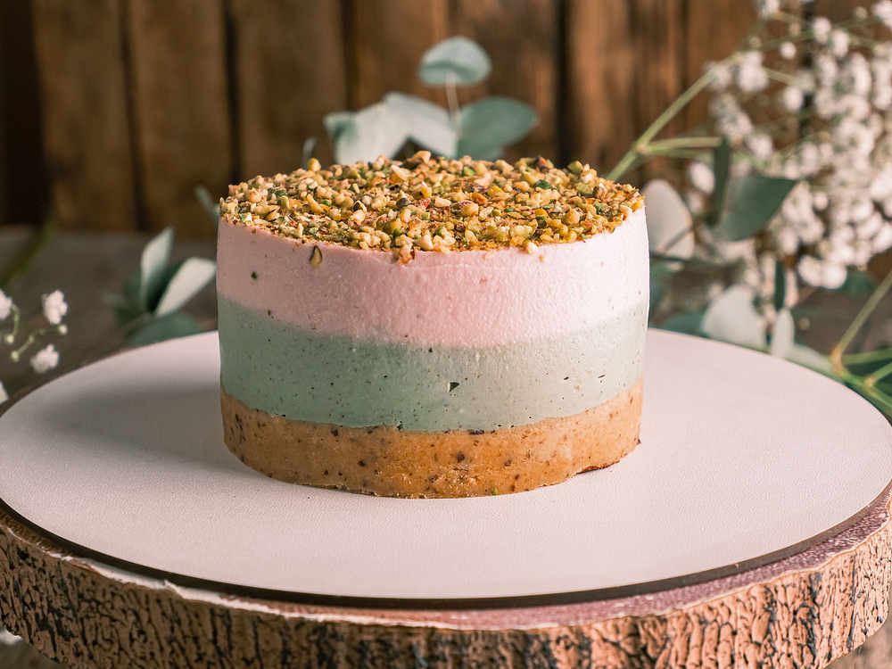 Чізкейк Фісташковий з полуницею