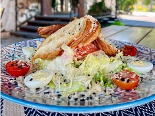 Салат "Цезар" з лососем