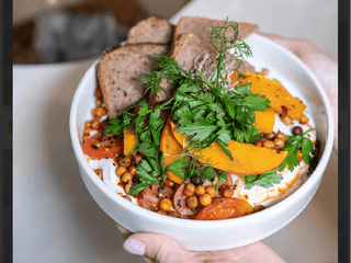 Jajka a'la po turecku z pieczoną dynią w miodzie 