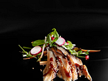 Ungurio sashimi