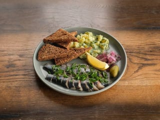 Оселедець Матіас з картоплею 