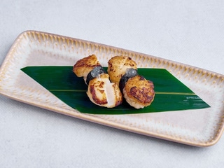 Przegrzebka Hokkaido z zuke i yuzu